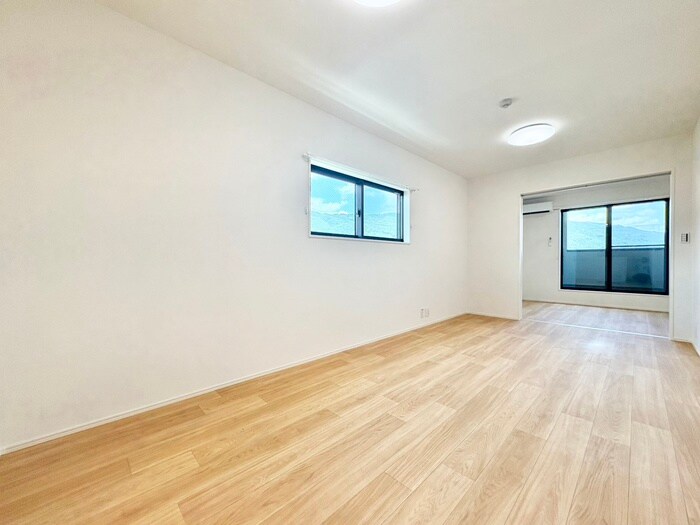 物件内観写真6　(居室)