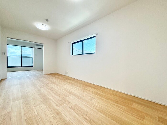 物件内観写真6　(居室)