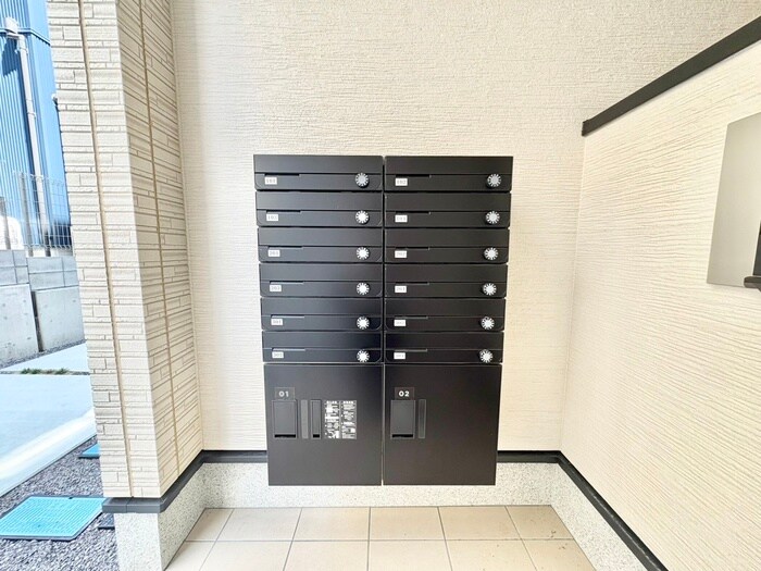 物件外観写真4　(建物設備)