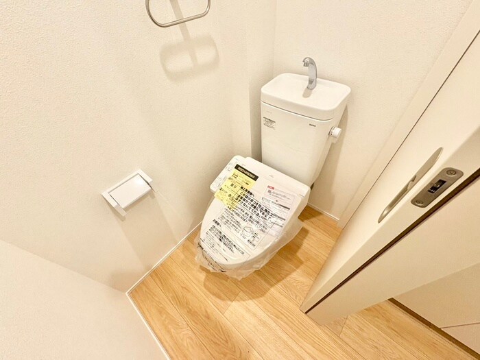 物件内観写真14　(トイレ)