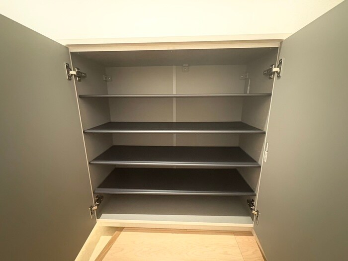 物件内観写真15　(靴箱)