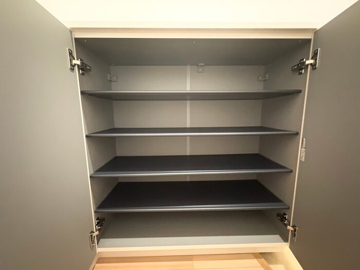 物件内観写真15　(靴箱)