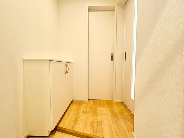 物件内観写真17　(廊下)