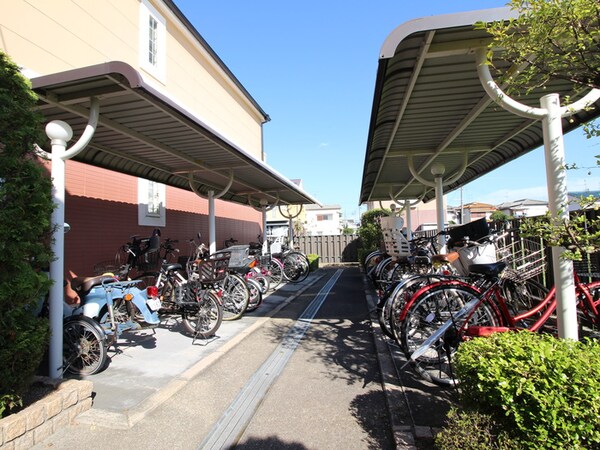 駐輪場