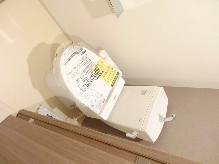 物件内観写真8　(トイレ)