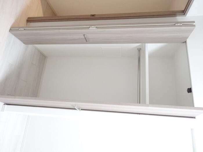 物件内観写真10　(収納)