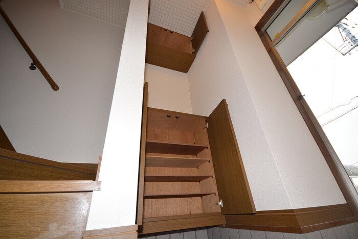 物件内観写真18　(靴箱)