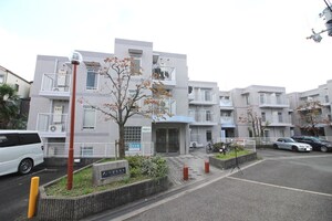六龍苑岡町外観写真