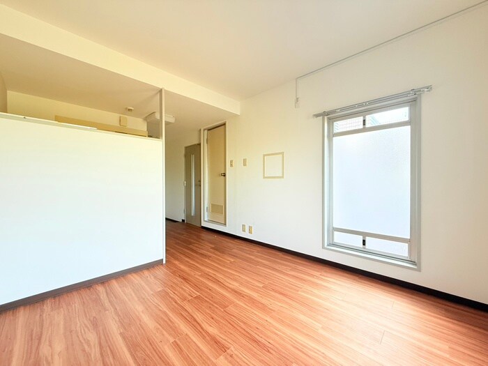 物件内観写真12　(居室)