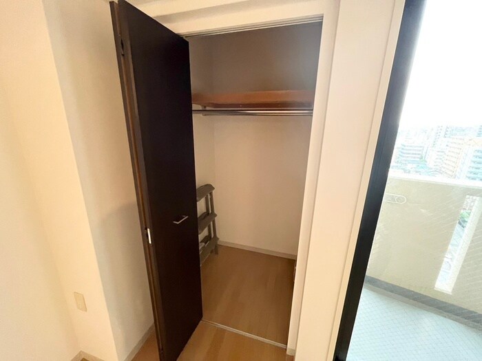 物件内観写真16　(収納)