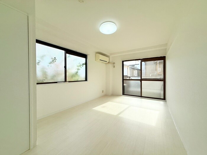 物件内観写真22　(居室)