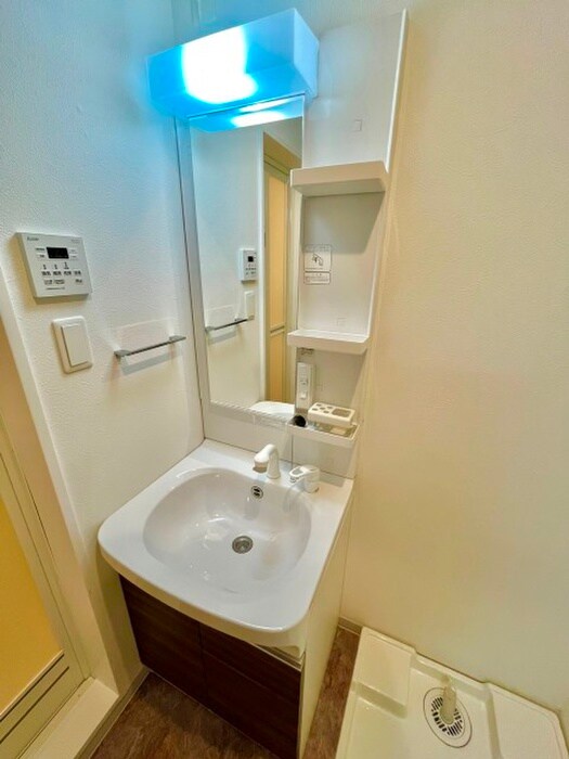 物件内観写真15　(洗面)