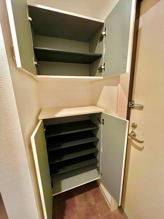 物件内観写真19　(靴箱)