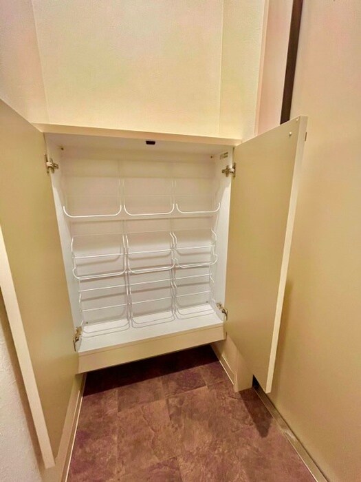 物件内観写真20　(靴箱)