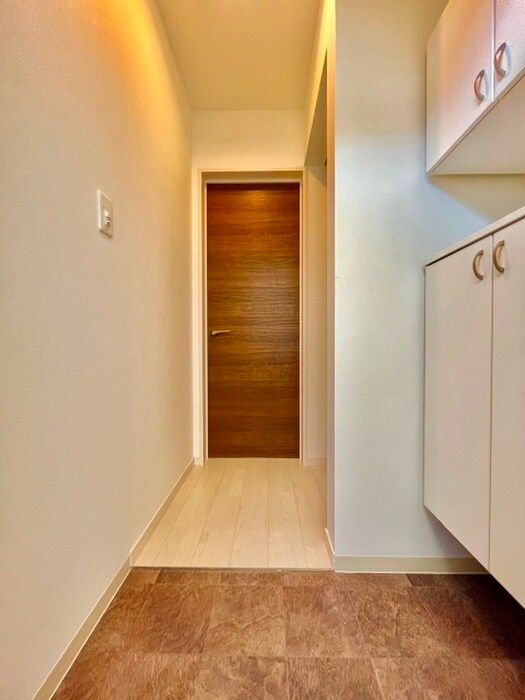 物件内観写真20　(玄関)