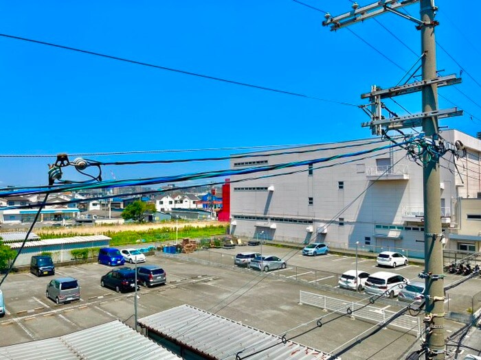 物件内観写真22　(室内からの展望)