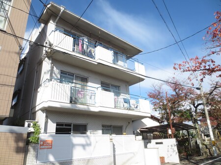 ハイツ中桜塚外観写真