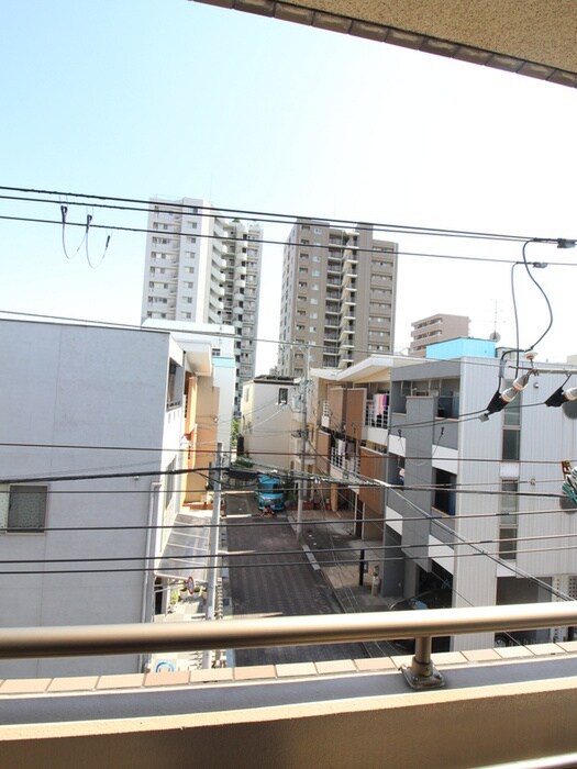 物件内観写真22　(室内からの展望)