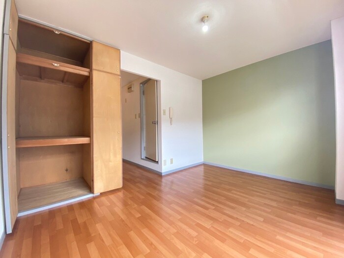 物件内観写真10　(居室)