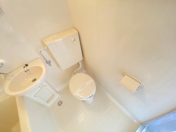 物件内観写真16　(トイレ)