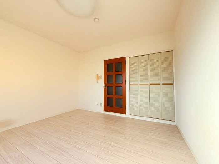 物件内観写真12　(居室)