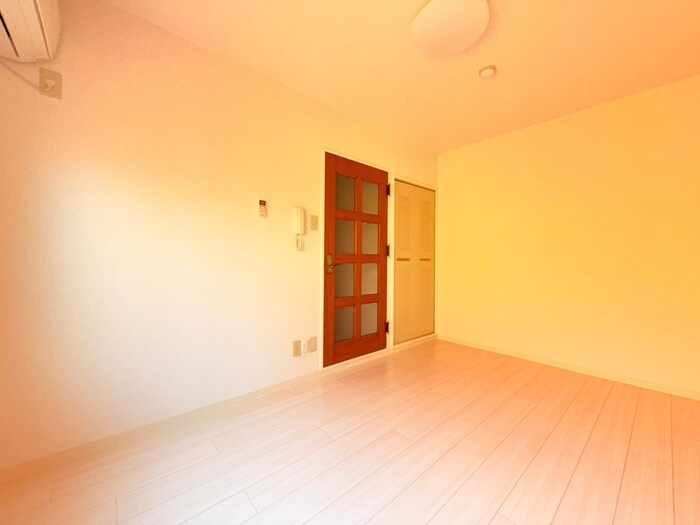 物件内観写真13　(居室)