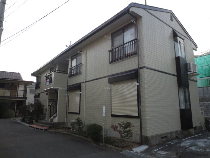 ソファレ山本の外観写真