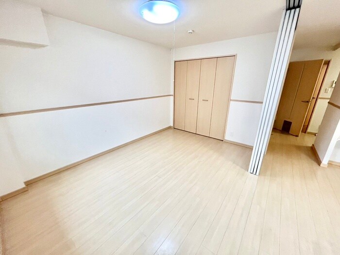 物件内観写真7　(居室)