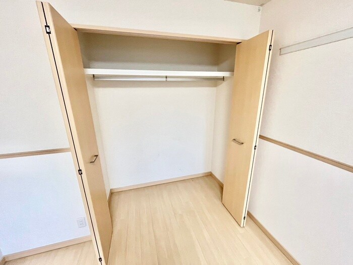 物件内観写真11　(収納)