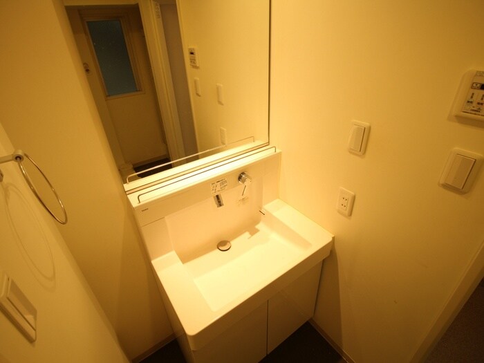 物件内観写真13　(洗面)