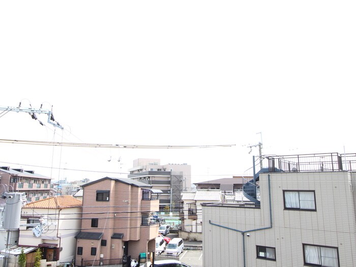 物件内観写真18　(室内からの展望)