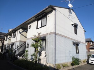 サンメゾン塚脇外観写真