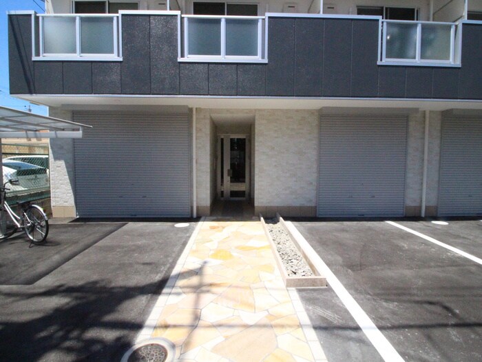 物件外観写真4　(外観写真)