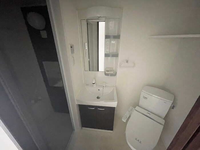 物件内観写真12　(洗面)