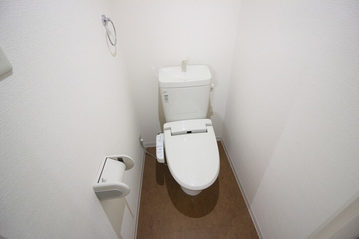 物件内観写真11　(トイレ)