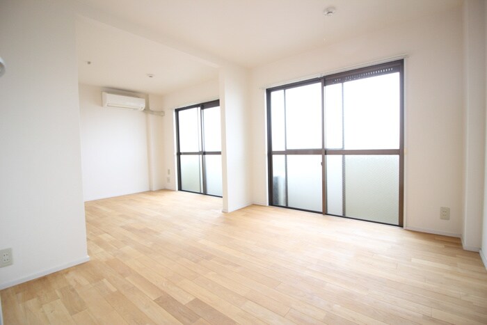 物件内観写真13　(居室)