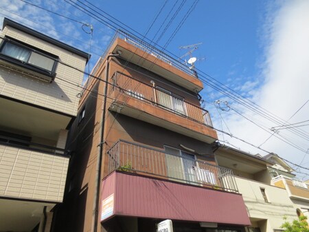 藤原工務店ビル外観写真