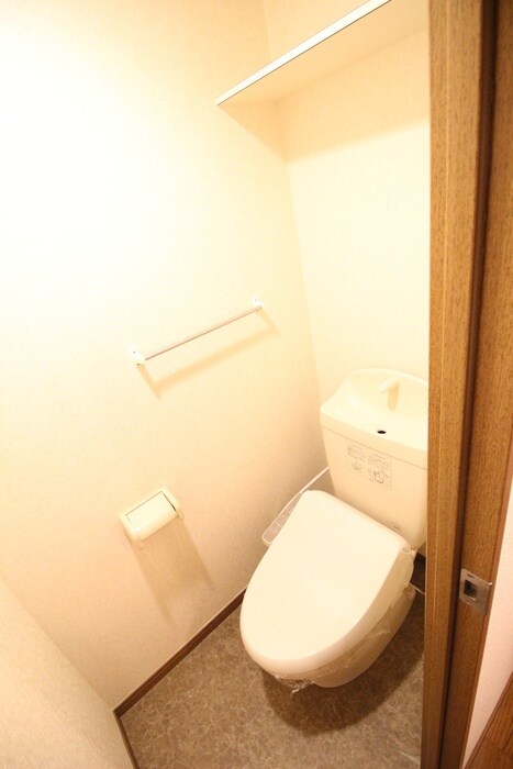 物件内観写真9　(トイレ)