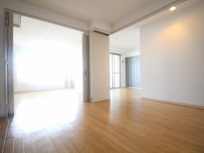 物件内観写真10　(居室)