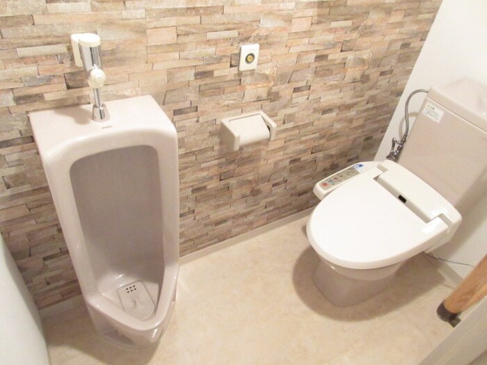 物件内観写真15　(トイレ)