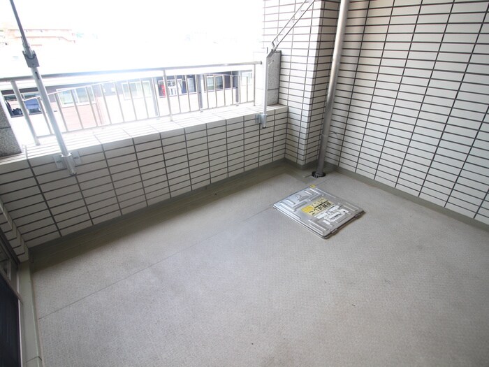 物件内観写真16　(ベランダ・バルコニー)