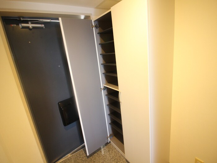 物件内観写真20　(靴箱)