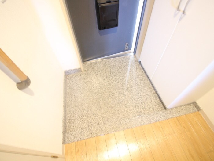 物件内観写真22　(玄関)