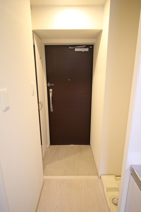 物件内観写真19　(玄関)