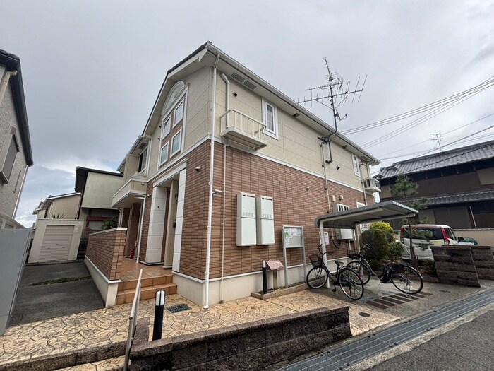 物件外観写真1　(外観写真)