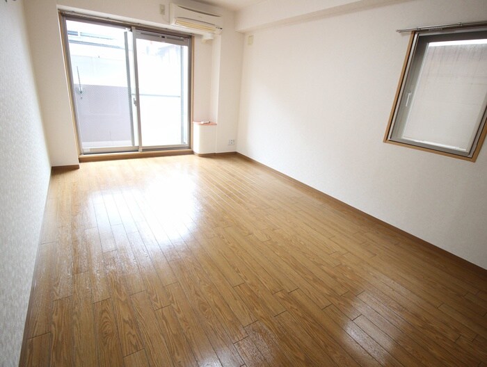 物件内観写真11　(居室)