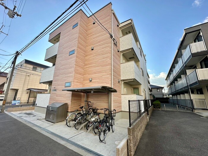 物件外観写真2　(外観写真)