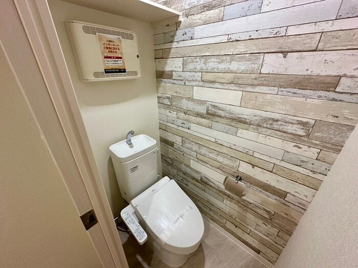 物件内観写真11　(トイレ)