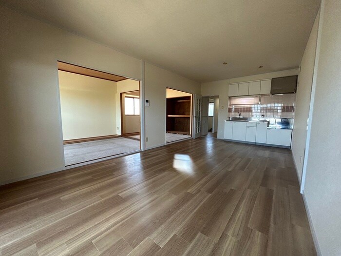 物件内観写真8　(居室)