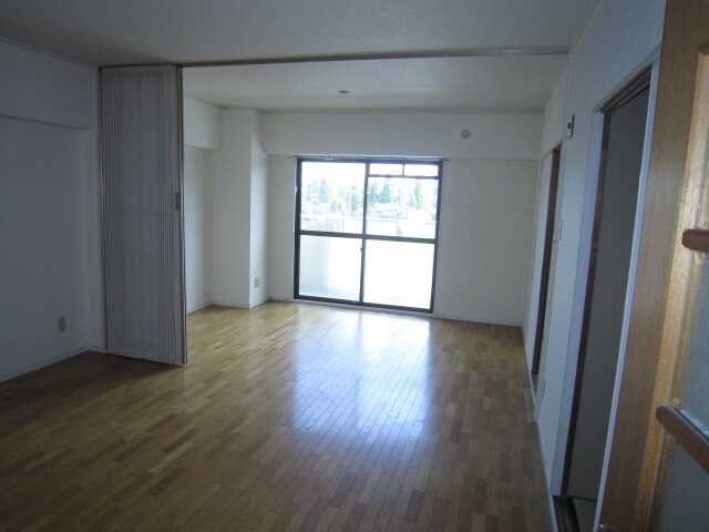 物件内観写真13　(居室)